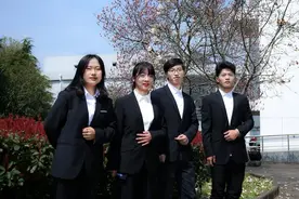 直播回放丨衢职院辩论赛表演赛：成大事者要不要“拘小节”？图片