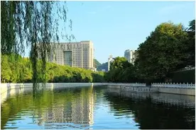 守住水生态保护红线，贵阳南明河还清于民图片