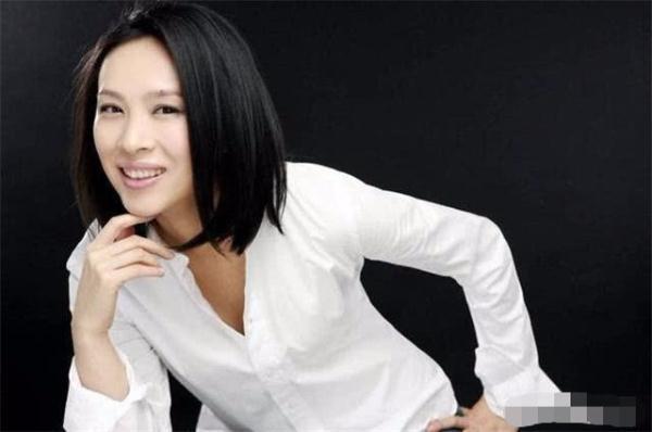 康熙微服私访记茶叶记剧情介绍（都挺好俏保姆小蔡上线）