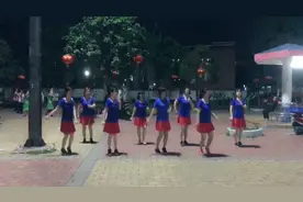 英姐姐妹开心快乐广场舞《爱情恰恰》视频封面