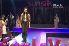 巴基斯坦模特这样走秀！视频封面