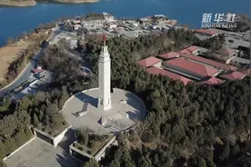 重走当年“赶考路”视频封面