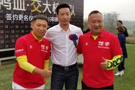 巴蜀笑星廖健要送儿子向邹侑根学踢足球视频封面