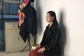 出入境证件“全国通办” ！外地居民不用打飞的回老家办证了视频封面