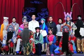 重庆培养出新生代川剧演员，首次汇报演出获满堂彩视频封面