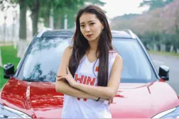 女球迷遇上东风启辰T60，年轻绝不妥协图片