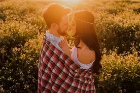 人生爱情语录，有多少人，明明分手了，却还爱着图片