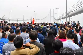 广东虎门二桥正式通车，​在鄂央企承建世界跨径最长钢箱梁悬索桥图片