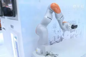 汉诺威工博会 | 华为5G网络助力智能送货机器人视频封面