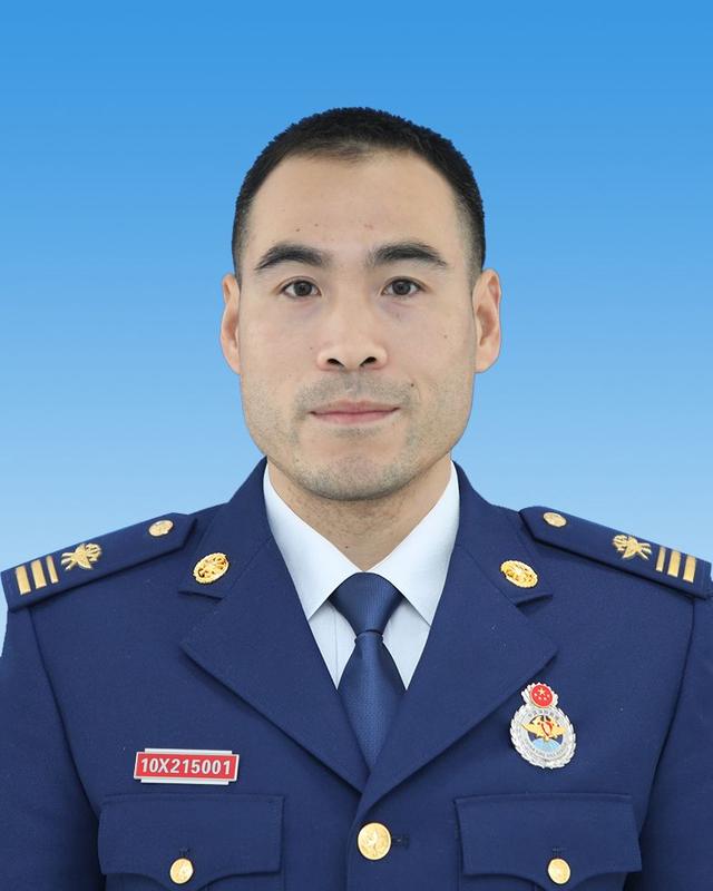 这样的好青年，请再来一打~