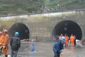 昭通2死事故隧道位于煤区，曾有群众抢煤视频封面