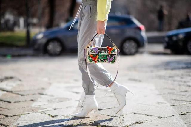 我敬吴宣仪娜扎的“鸡腿裤”一杯！今年瘦腿靠你了昂