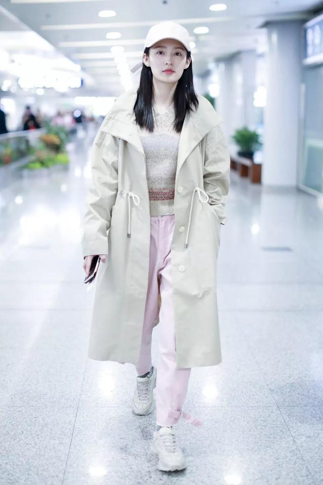 我敬吴宣仪娜扎的“鸡腿裤”一杯！今年瘦腿靠你了昂