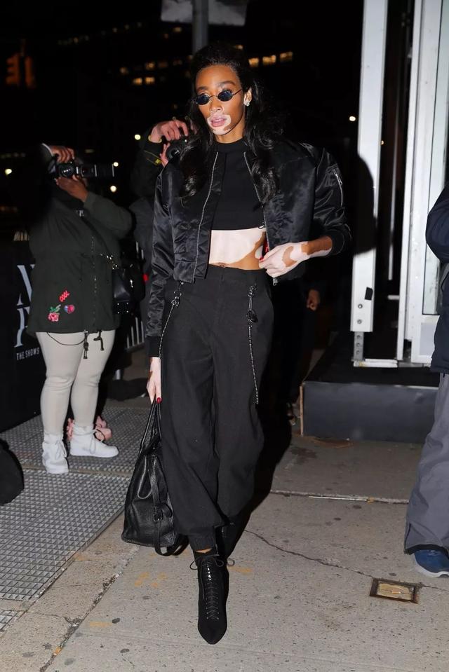 我敬吴宣仪娜扎的“鸡腿裤”一杯！今年瘦腿靠你了昂