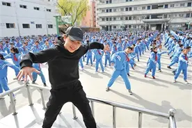 北京多所中小学将武术和跳绳融入课间操图片