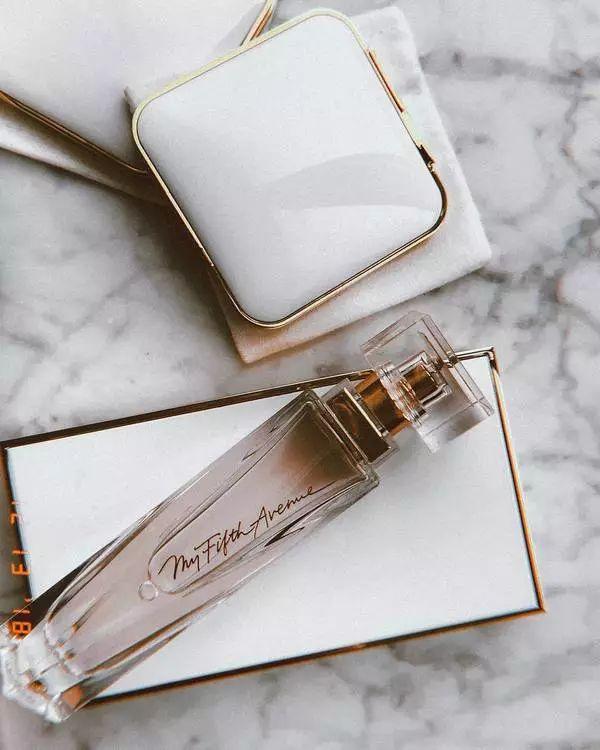 雅顿含羞草身体乳测评