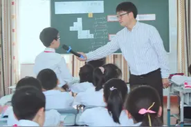 东阳200余名小数教师齐聚 追求“好课堂”图片