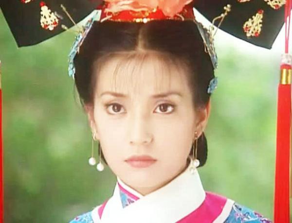 《还珠》6大女神，香妃小燕子紫薇晴儿夏盈盈知画，谁最美？