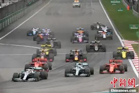 F1赛车锦标赛第1000站在上海举行 汉密尔顿夺冠图片