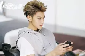 《夜空中最闪亮的星》黄子韬吴倩感情线迎突破进展图片