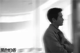 杨玏《黑色灯塔》杀青曝剧照 搭档吴倩上演制服诱惑图片