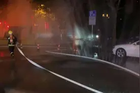 上海一天然气管道泄漏，气柱喷达4米高，30米内可闻到燃气味！视频封面