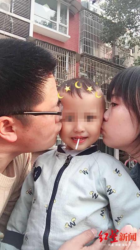 “奥特曼”男童患病肚大如球 你愿意帮他一起“打怪”吗