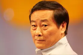 宗庆后首提退休：准备退居二线图片