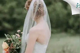 毁容父亲婚礼上扮哆啦A梦：一生太短，别懂的太晚图片