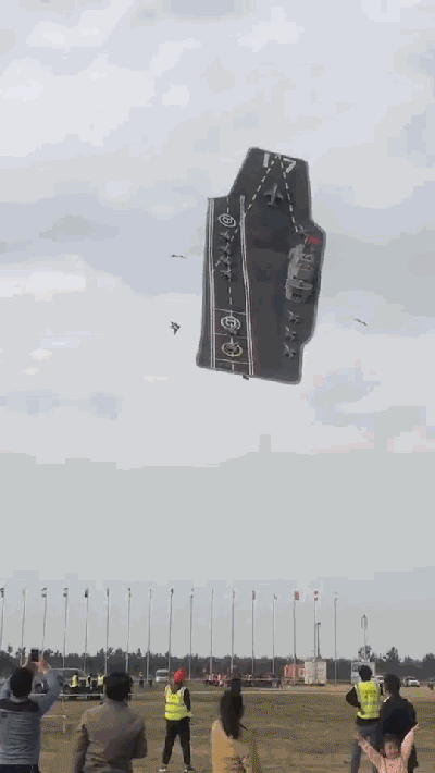 超级玛丽舰破解版（荐读航母上天了）