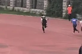 终于出现了！比运动员跑得还快的摄影大哥视频封面