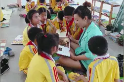 视频|全城万人同时读书，东莞124个共读点参与粤港澳“共读半小时”视频封面