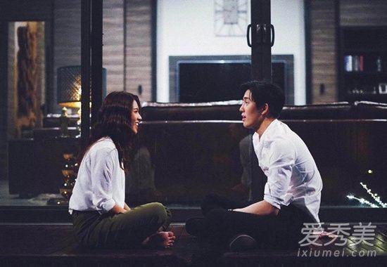 你生活在花花世界是哪首歌的歌词（你生活在花花世界是什么歌 你生活在花花世界完整歌词含义）