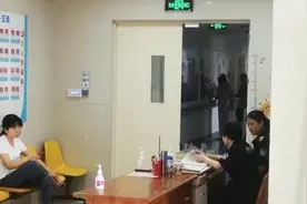 3新生儿被指交叉感染身亡，医院5答质疑视频封面