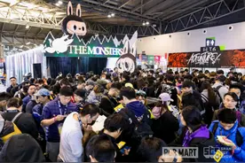 近十万人在2019上海国际潮流玩具展上买买买 潮玩凭什么这么火？图片
