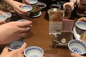 爱喝酒的人注意了，身体出现“3异常”，可能是高尿酸在“预警”图片