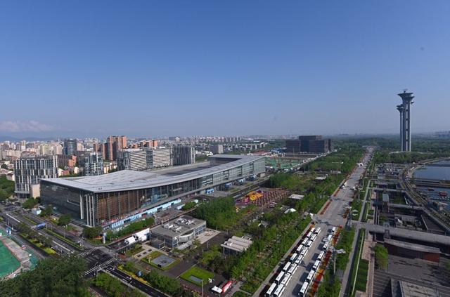 海纳百川有容乃大是什么意思（刚刚）