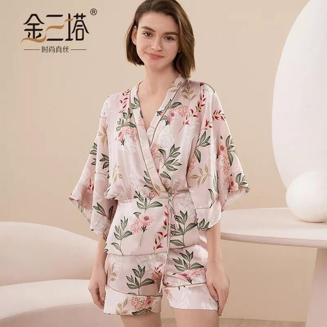 舒服美腻到不行，这样的睡衣每个女人都该有一件