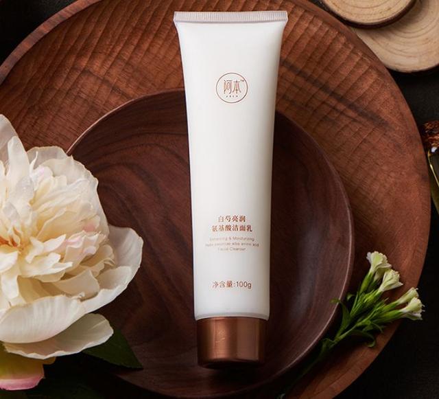 用它洗脸=敷面膜，素颜皮肤都好到惊人