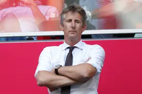 接替伍德沃德？范德萨：这是对我的肯定 曼联和阿贾克斯结构迥异图片