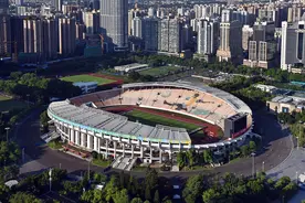 记者：中超重启不会空场进行，单场最高上座率为75%图片