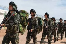 百战沙场碎铁衣，千磨万击砺精兵图片