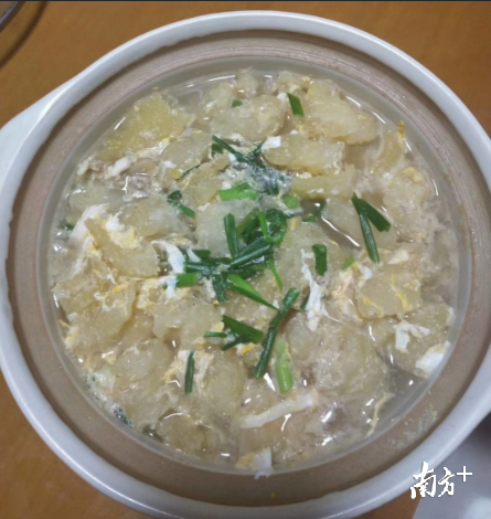肉蓉花胶汤 肉苁蓉花胶煲汤的做法