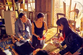 从《芳华》的“林丁丁”到《七日生》“简妮”，杨采钰用100倍防晒来告别图片