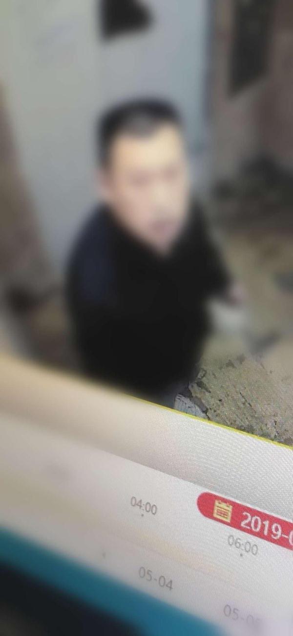 武汉东湖新技术开发区民警坚守智能监控系统抓小偷