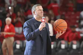 保罗威少互换交易内幕：费尔蒂塔想交易 觉得保罗合同太糟糕图片