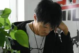 脑瘫青年的文学梦视频封面