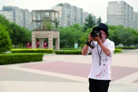 靠拍艺术毕业照、情侣照、宿舍照，郑大一大三学生收入过万图片