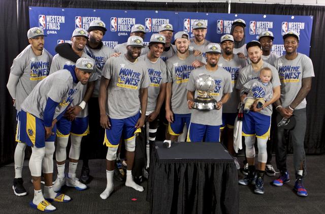 篮球——NBA：勇士队夺得西部冠军