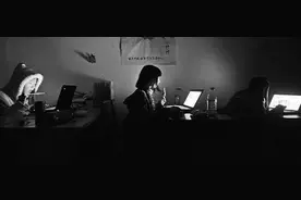 28岁浙江姑娘小腿上突然密密麻麻布满红点，医生一查赶紧...年轻人注意啊！图片